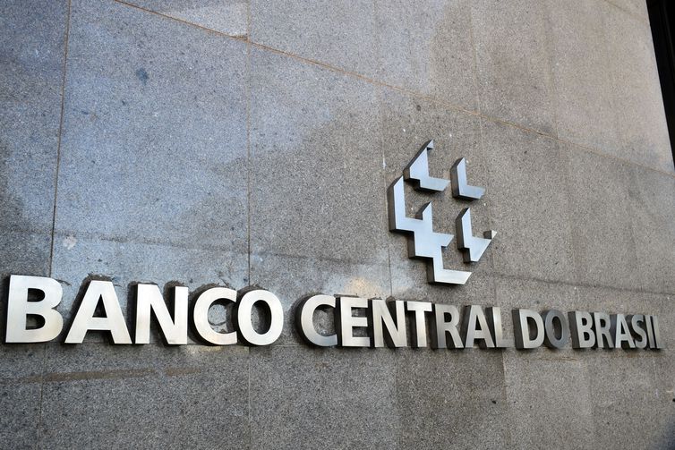 Contas externas têm saldo negativo de US$ 60 milhões em novembro